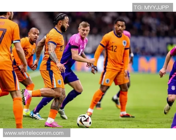 德里城迎战明斯克迪纳全力争胜展现球队实力与战术魅力