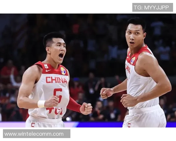 李楠透露中国男篮阵容：易建联领衔，新秀郭艾伦入选