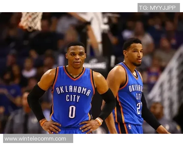 勇士与雷霆季后赛精彩对决录像回顾与分析